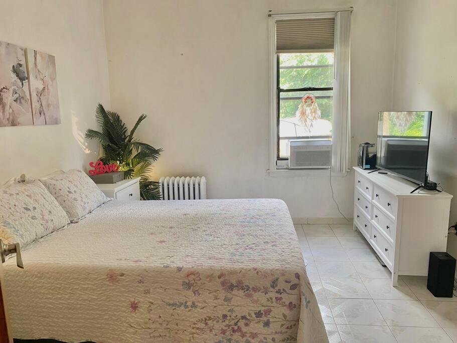 Cozy Private Apt 10 Min From Manhattan Subway! New York Exteriör bild